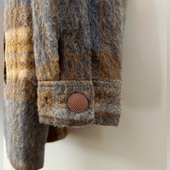 ZARA OVERSIZED SHACKET - Picture 3 of 3